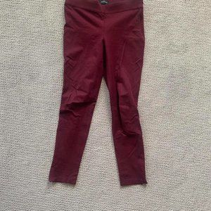 Maroon White House Black market skinny pants